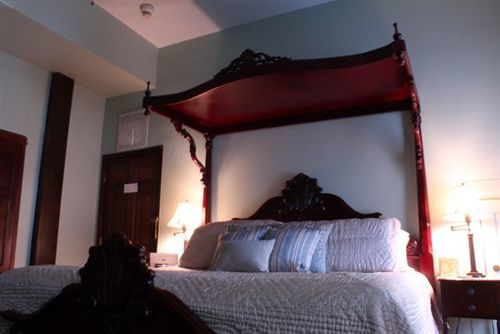 Evas Escape At The Gardenia San Antonio