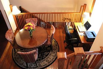 Hotel Evas Escape At The Gardenia San Antonio